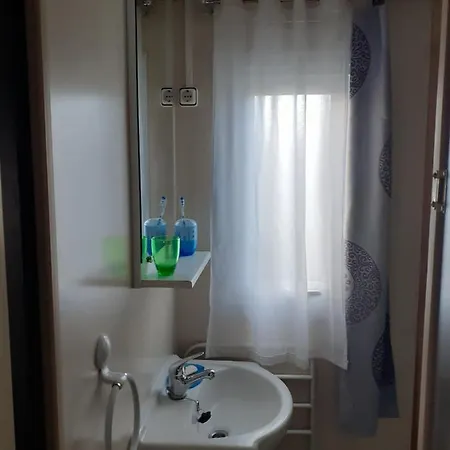 Mobil-home 4 Places - Proche *