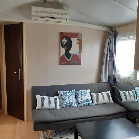 Mobil-home 4 Places - Proche *