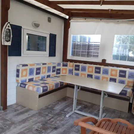 Mobil-home 4 Places - Proche فندق بيسكاروس